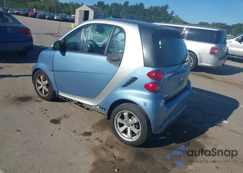 2013 Smart Fortwo Passion/Pure из США, поврежденный, VIN WMEEJ3BA3DK693314